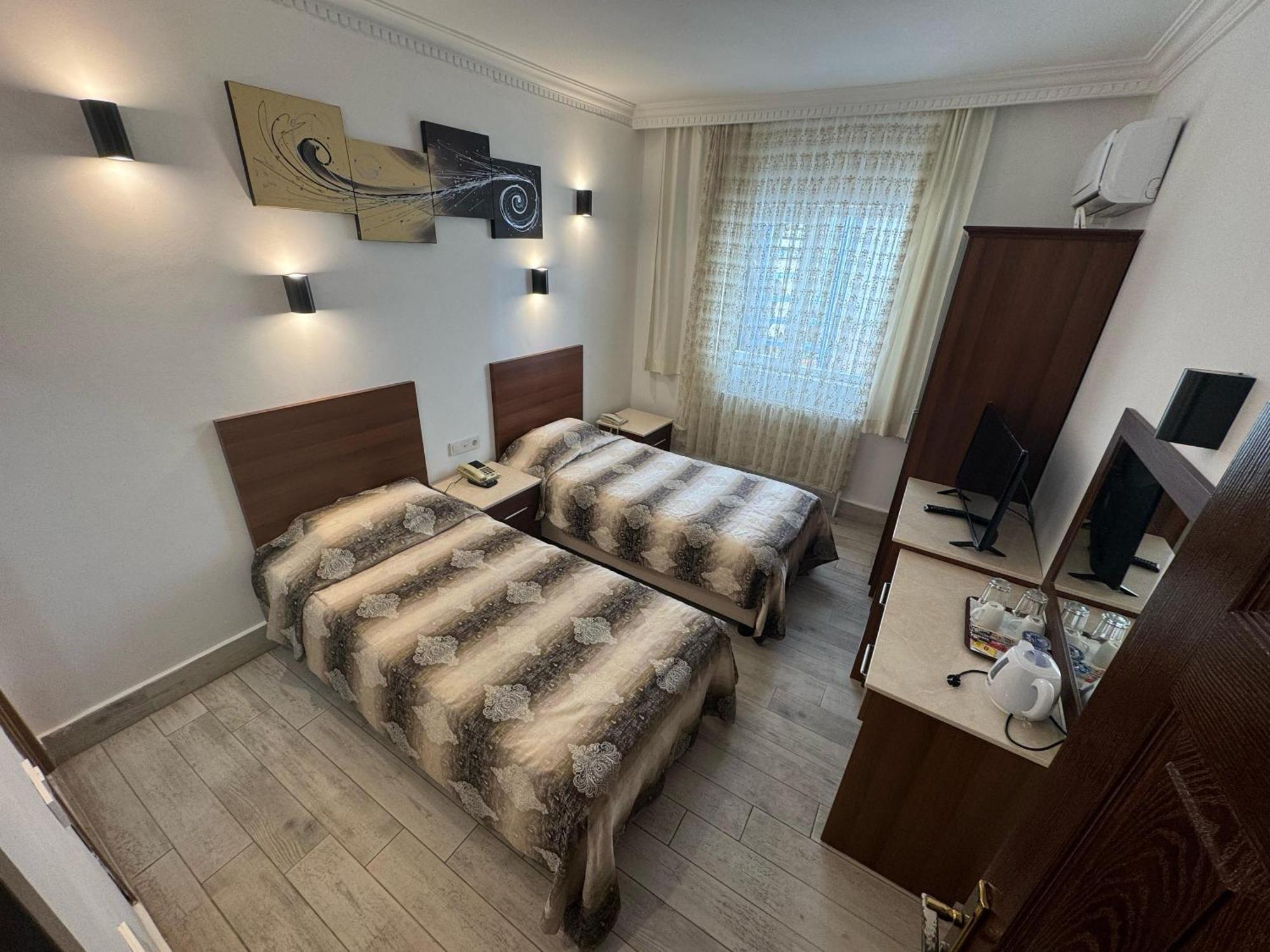 Hanedan 3* Стамбул